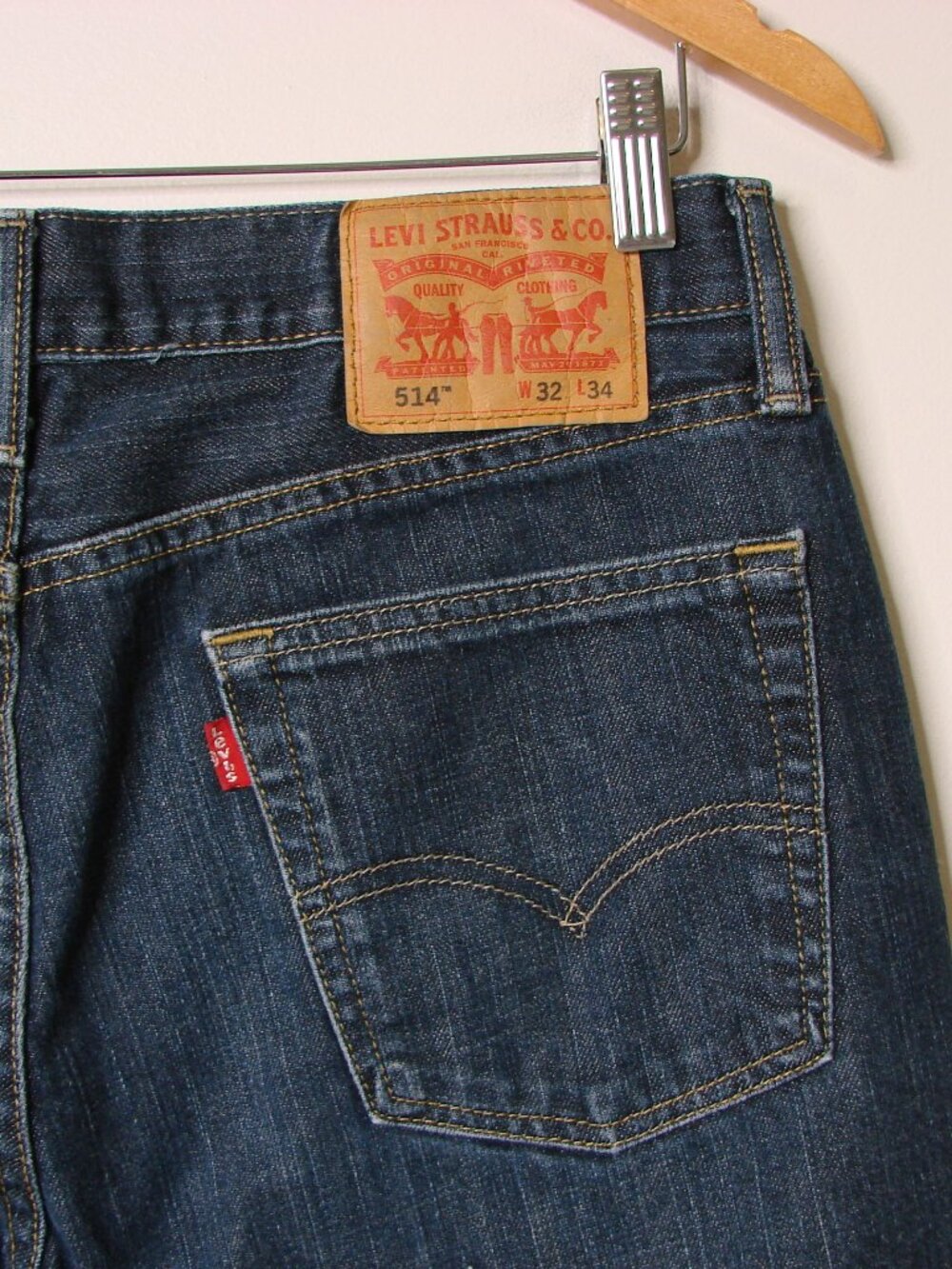 Levi's 514 Jeans Size 32 x 34 Dark Wash Classic Straight Leg - Picture 12 of 14